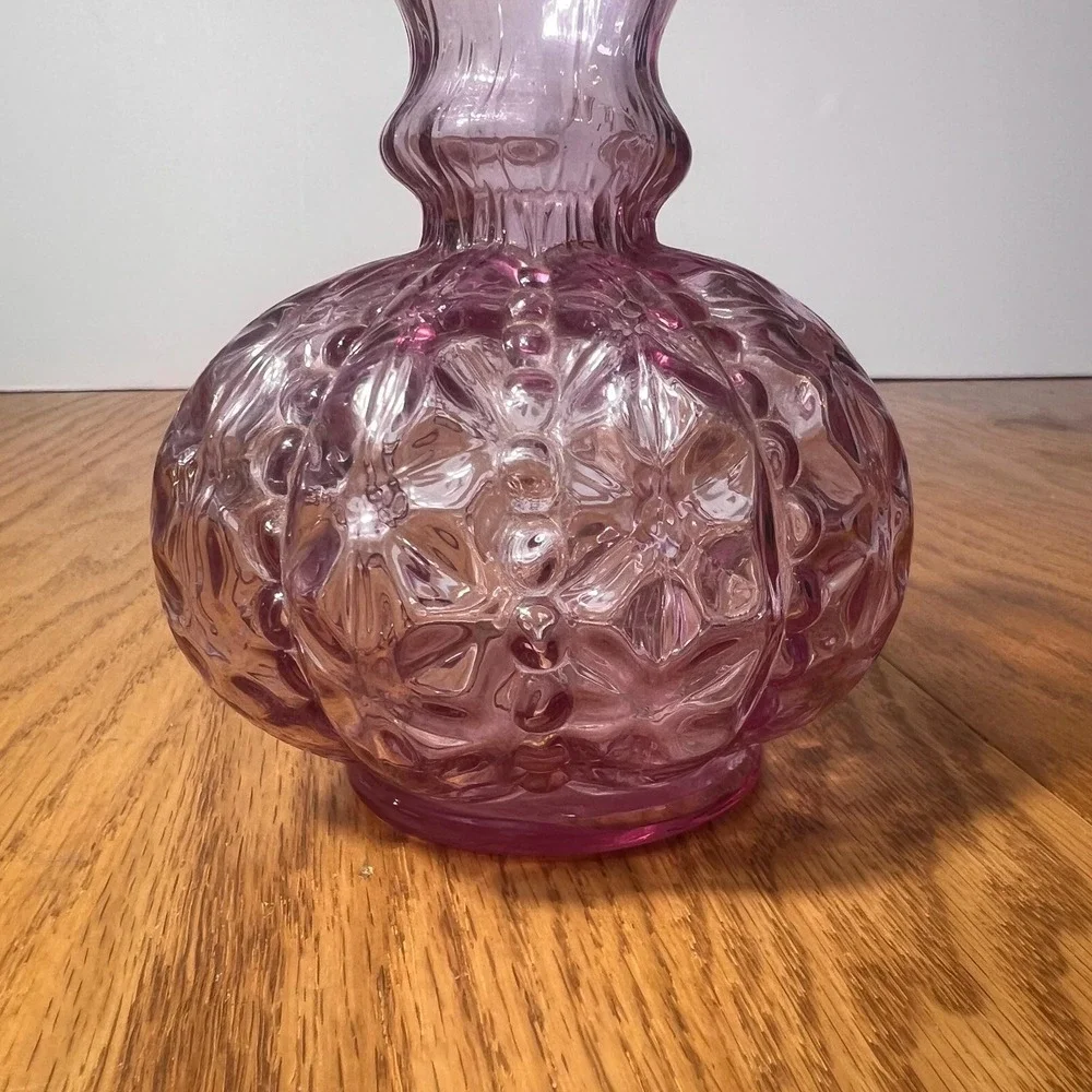 VTG Amethyst Glass Rose Bowl Vase Purple Ruffled Trumpet Vase Cottage bud vase